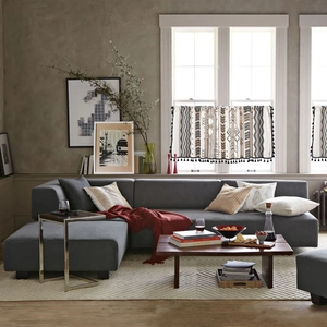 Demi-rideau style bohème avec motif flèche géométrique et pompons noirs pour fenêtres