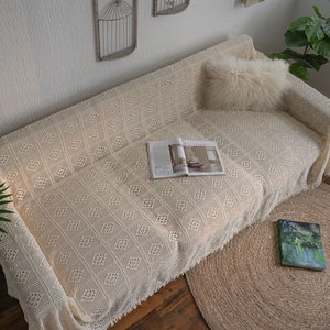 Retro beige crochet cotton sofa cover with diamond hollow pattern and tassels