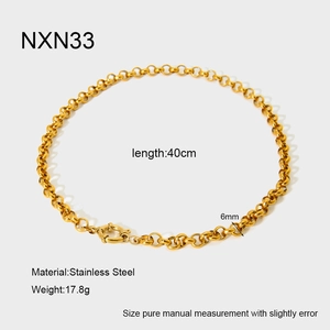 Détail d'un collier chaîne O de 40cm en acier inoxydable plaqué or 18K avec dimensions