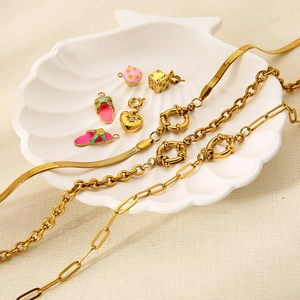Stainless Steel 18K Gold Plated Paperclip Snake O Chain Necklace With Enamel Rhinestone Cupcake Flip Flop Pendant For Women