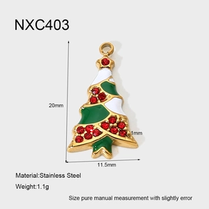 Detailed size view of Christmas tree pendant in 18K gold plated stainless steel