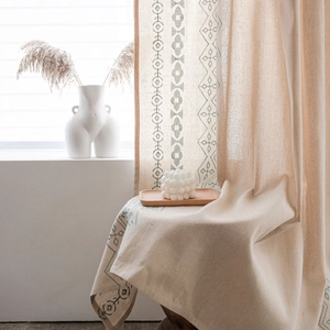 Ethno-Stil beige Vorhang aus Baumwolle und Leinen mit grüner geometrischer Stickerei
