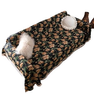 Vintage floral woven sofa throw cover with elegant tassels and thick retro jacquard fabric
