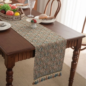 Nordic Vintage Jacquard Floral Table Runner With Tassels Geometric Rhombus Thickened Polyester Cotton Dining Table Runner