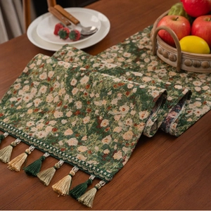 Retro Jacquard Floral Table Runner With Tassels Thick Cotton Polyester Blend Fabric Decorative Dining Table Runner For Home Party