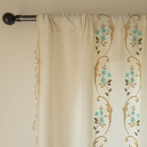 Rideau moderne en lin beige avec broderie florale et franges à glands pour la chambre