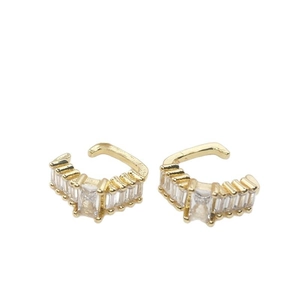 Gold plated C-shape ear cuffs with baguette-cut zircons for non-pierced ears