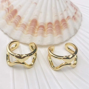 Minimalist double-layered wavy ear cuffs in 18K gold plated copper with heart charms