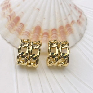 Minimalist wavy geometric 18K gold plated wide Cuban link hoop earrings for women