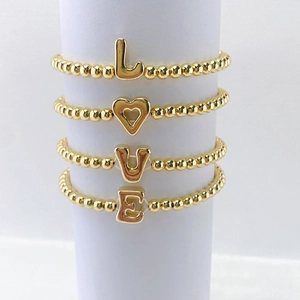 18K Vergoldet Glatt Ballon Anfangsbuchstabe Armband Für Damen Kupferperle Elastisch Perlenarmband Herz Stern Personalisierter Schmuck