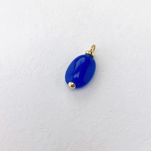 Donkerblauwe ovale edelsteen hanger met gouden metalen kappen voor DIY sieraden