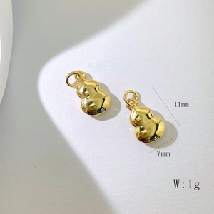 Detailansicht der 11mm polierten Goldkürbis-Anhänger mit Maßen und Verbindungsring
