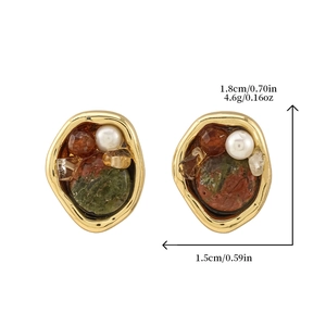 Pendientes vintage dorados con piedras naturales verdes y perlas, 1,8 cm