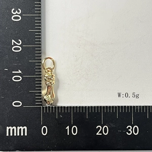 Golden flower bulb pendant measurement detail showing 15mm length and 0.5g weight