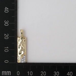 Detailed view of rectangle pendant showing 25mm height dimension and textured gold finish