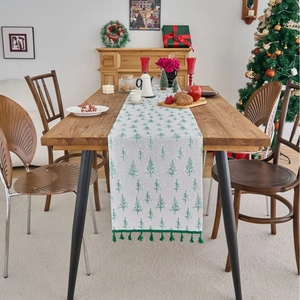Christmas Table Runner Gold Stamping Christmas Tree Gingerbread Pattern With Tassels Poly-cotton Table Decor For Festive Dining Party