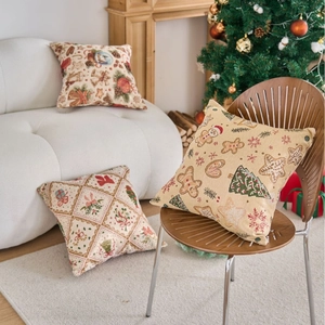 Fodere per cuscini natalizi in jacquard con motivi festivi di pan di zenzero e alberi