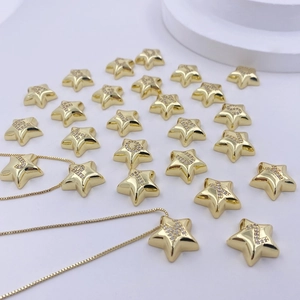 Goldene 3D-Stern-Halskette mit Zirkonia-Buchstaben für personalisierten Damen-Stil