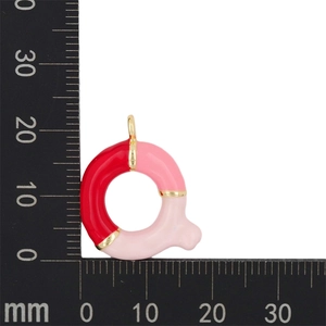 Macro view of bubble letter Q pendant in red and pink enamel with millimeter ruler measurement