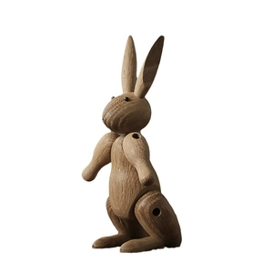 Figurine de lapin articulée en bois naturel au style scandinave et minimaliste