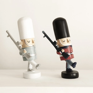 Pair of creative Nutcracker British soldier wooden ornaments for home decor display