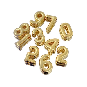 Pendentifs dorés 3D style ballon numéros 0-9 avec finition métallique brillante effet miroir