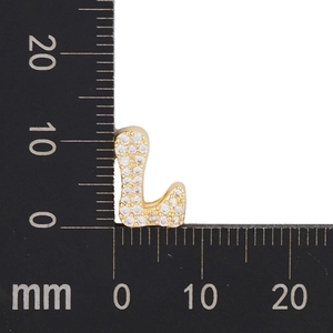 Detailansicht des goldenen Buchstaben-L-Anhängers mit Zirkonia und 12mm Höhenangabe