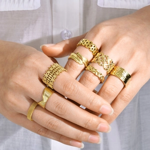 Roestvrij Stalen Vergulde Open Ring Voor Dames Maas Vlecht Veer Gehamerd Patroon Verstelbare Band Ring Mode Sieraden