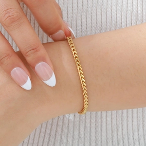 Elegant gold spiga wheat link bracelet for women crafted in durable stainless steel