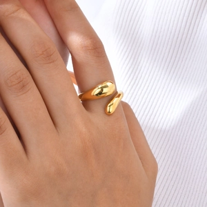 Bague ouverte triple couche en forme de goutte d'or en acier inoxydable poli pour femme