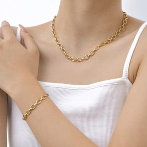 Ensemble collier et bracelet en acier inoxydable plaqué or 18 carats avec maillons imbriqués