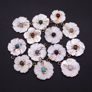 Vintage Shell Flower Pendant Inlaid Natural Stone Jewelry Making Accessory Pendant Only Without Chain For Women Necklace DIY