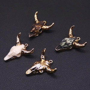 Bull Head Bone Shape Acrylic Resin Pendants With Alloy Ring For DIY Jewelry Making Bohemian Style Necklace Charm Accessory