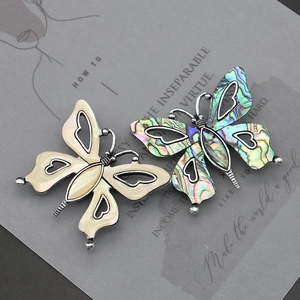 Vintage Butterfly Brooch Pendant Zinc Alloy Shell Inlaid Dual Use Jewelry For Women Wedding Party Gifts Clothing Accessory
