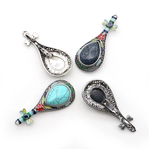 Broches luth Pipa ethniques avec nacre et turquoise en argent de style vintage