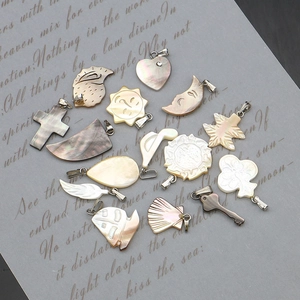 Natürliche Perlmutt Muschel Anhänger Geschnitzte Formen Für DIY Halsketten Zubehör Herz Sonne Mond Blatt Dekorative Charms