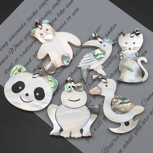 Pendentifs animaux faits main avec nacre et incrustations de coquille d'abalone