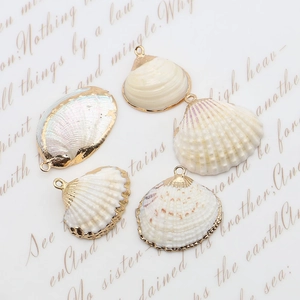 Pendentifs en coquillage naturel avec bords dorés et fini nacré pour bijoux DIY