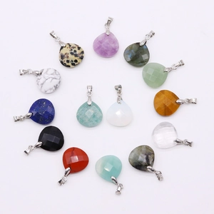 Pendenti a goccia in pietra naturale sfaccettata con ganci in argento colori assortiti