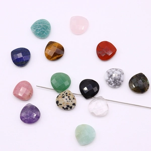 Gefacetteerde hartvormige natuurstenen met zijgaten voor DIY sieraden maken