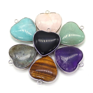 Natuurlijke hartvormige edelsteenhangers inclusief tijgeroog voor DIY sieraden maken