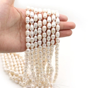 Fili di perle d'acqua dolce naturali bianco crema a forma di riso per gioielli