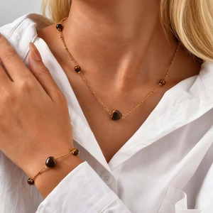 Parure vintage en acier inoxydable plaqué or 18K avec pendentifs cœur et pierres œil de tigre