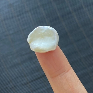 Irregular baroque natural white freshwater pearl 15-20mm with strong luster for DIY jewelry
