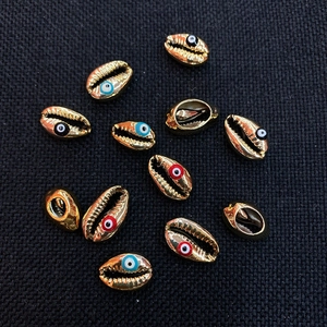 Perles de Coquille de Cauris Naturelles Plaqué Or Avec Motif Mauvais Œil Nazar Breloques DIY pour Fabrication de Bijoux