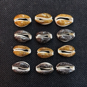 DIY jewelry set of 12 glittery natural shell beads in gold and black for boho bracelets