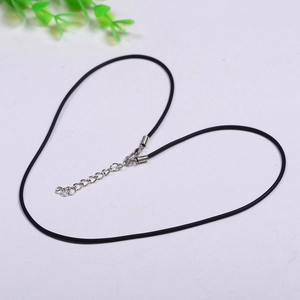 Collar de cordón encerado negro con cierre de langosta plateado y cadena de extensión
