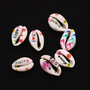 Natural Cowrie Shell Beads Floral Pattern English Letter Beads For DIY Jewelry Making Boho Style Necklace Accessories