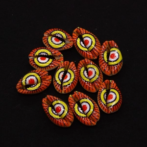 Macro di perline colorate in conchiglia malocchio per creazione di gioielli fai da te