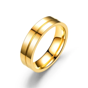 Minimalist gold-plated couple ring with polished finish and a center grooved line detail